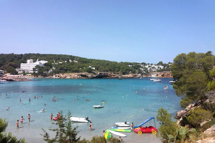 Stranden van Ibiza, autoverhuur Ibiza , rustige stranden op Ibiza , Portinatx